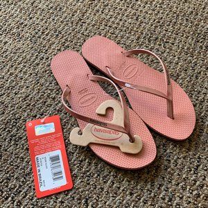 BRAND NEW Havaianas Flip Flops (Rose Nude US6W)
